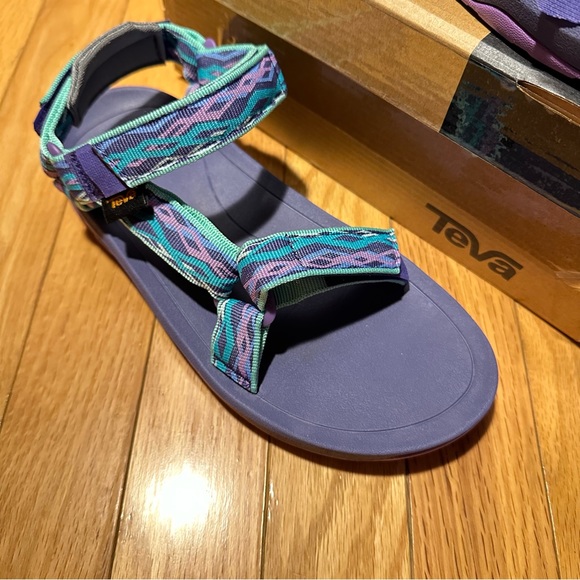 Teva Hurricane Walking Hiking Sandals Size 4 ( Big Girl) - Picture 9 of 14